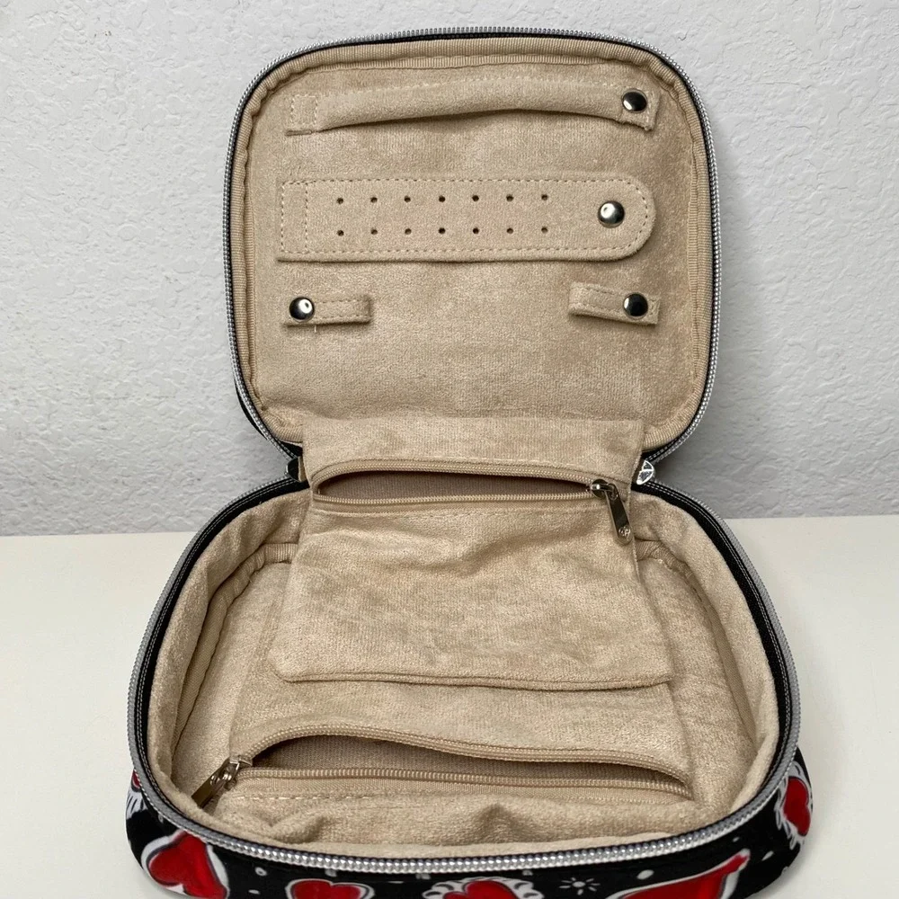 Love‎ Brighton Hearts A Flutter Jewelry Case Travel Bag Black Red